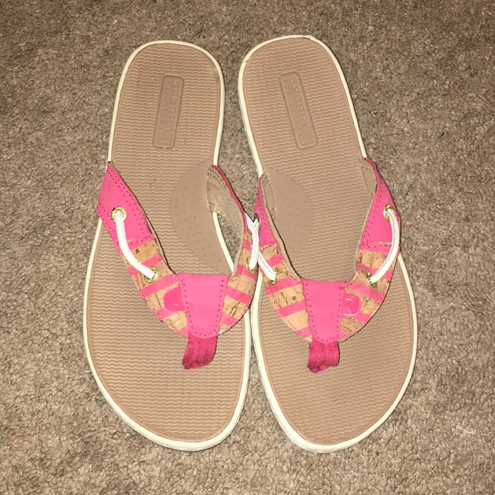 Sperry flip flops
